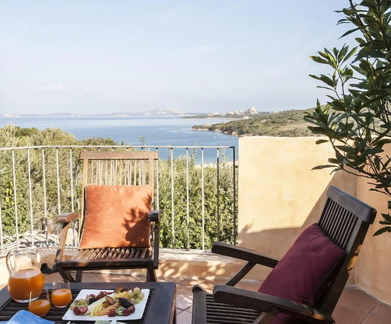 L'Ea Bianca Luxury Resort Baja Sardinia Hotel